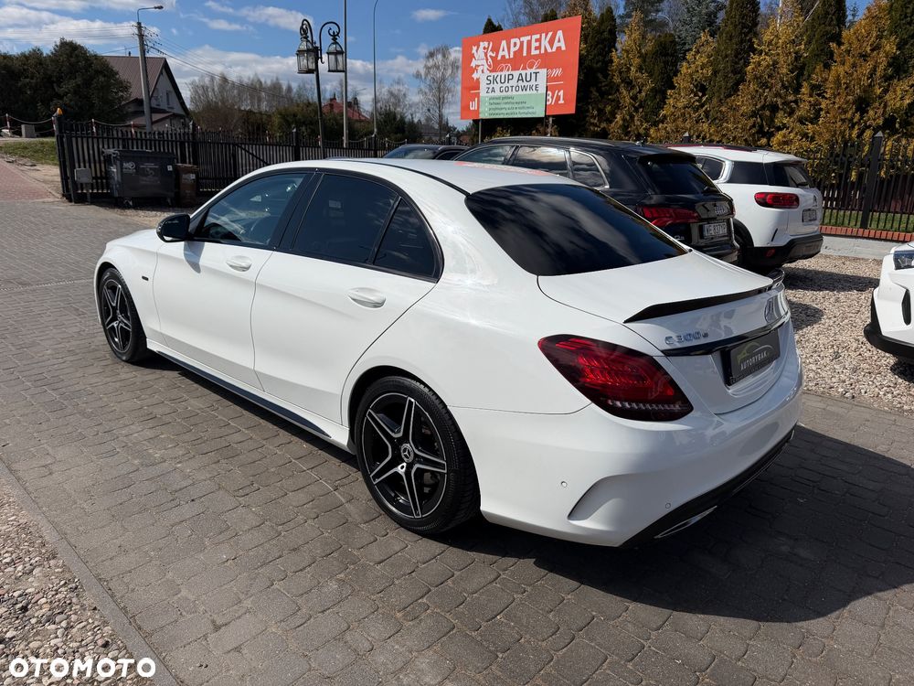 Mercedes-Benz Klasa C - 36