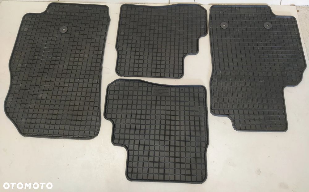 OPEL KARL 15- DYWANIKI WYCIERACZKI GUMOWE KOMPLET NOWY - 2