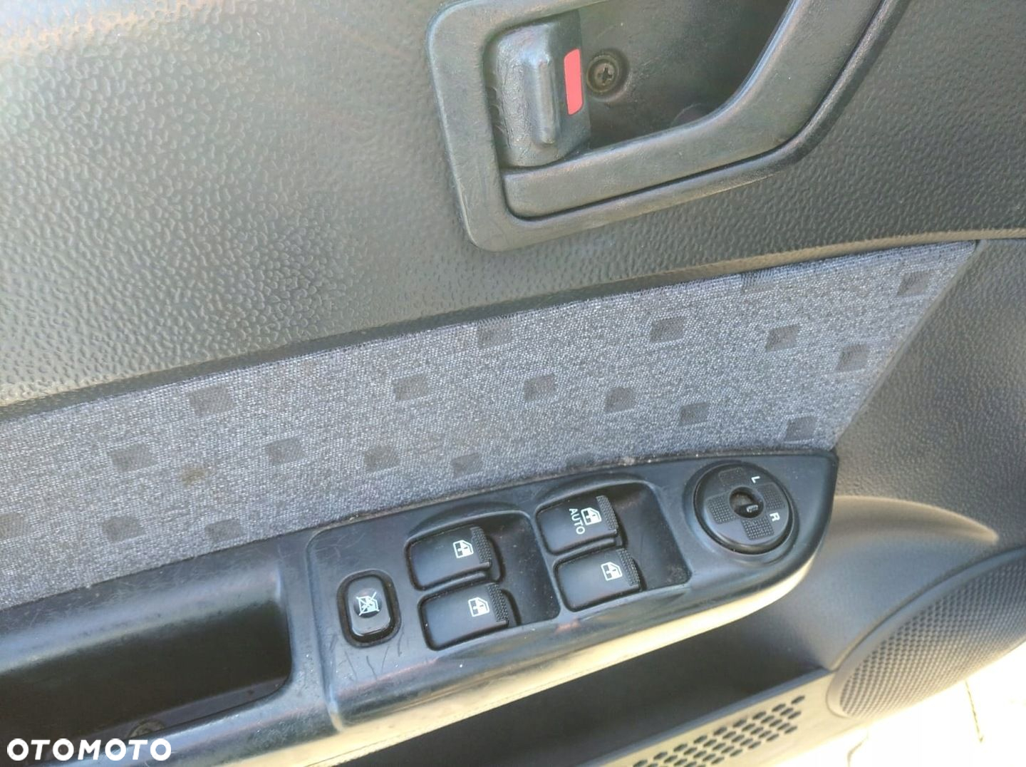 HYUNDAI GETZ 02- HB ZDERZAK TYŁ TYLNY SREBRNY CS - 12