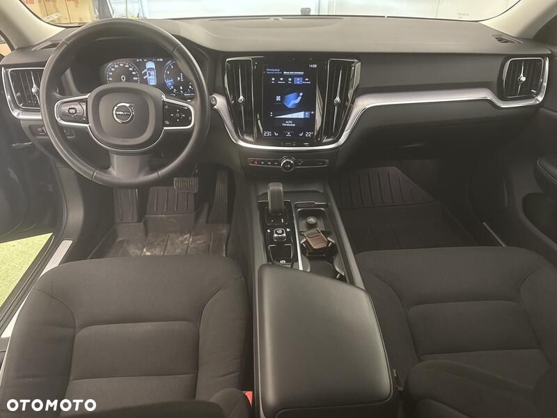 Volvo V60 Cross Country B5 B AWD - 22