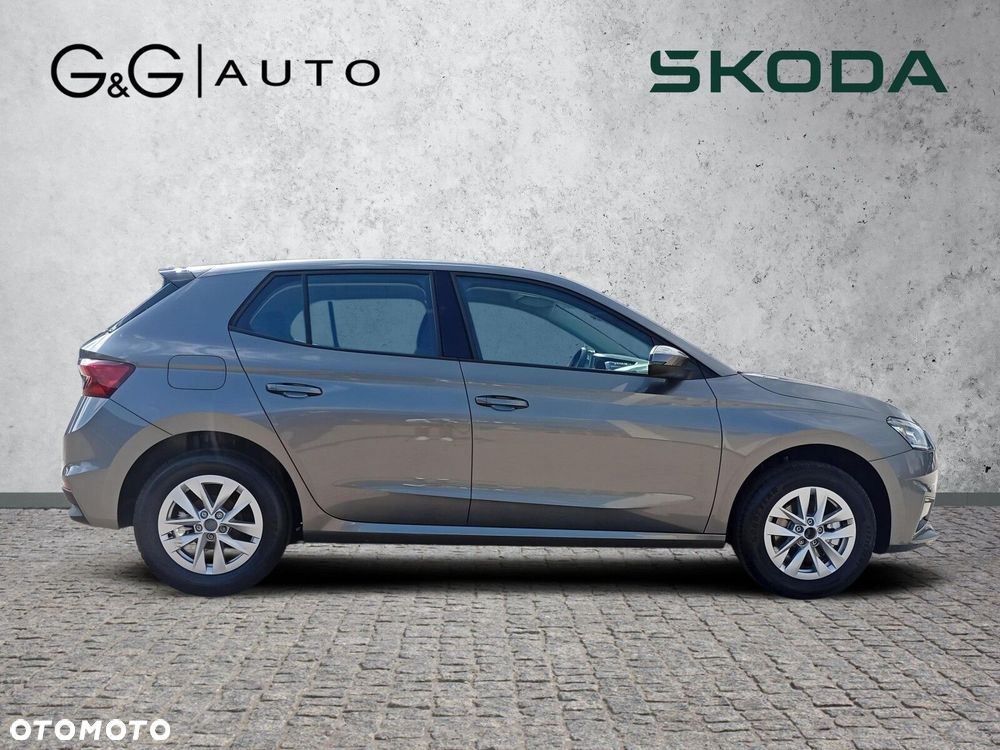 Skoda Fabia 1.0 TSI Drive DSG - 8