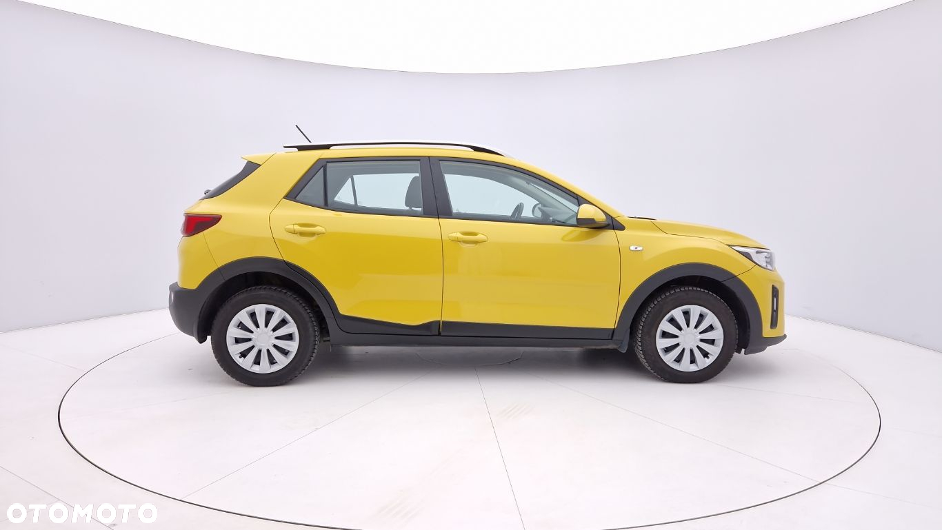 Kia Stonic 1.4 L - 5