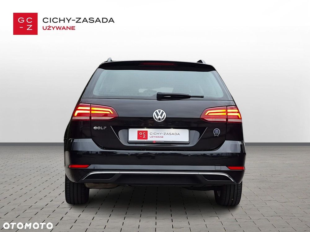 Volkswagen Golf 1.5 TSI BMT Evo Comfortline - 4