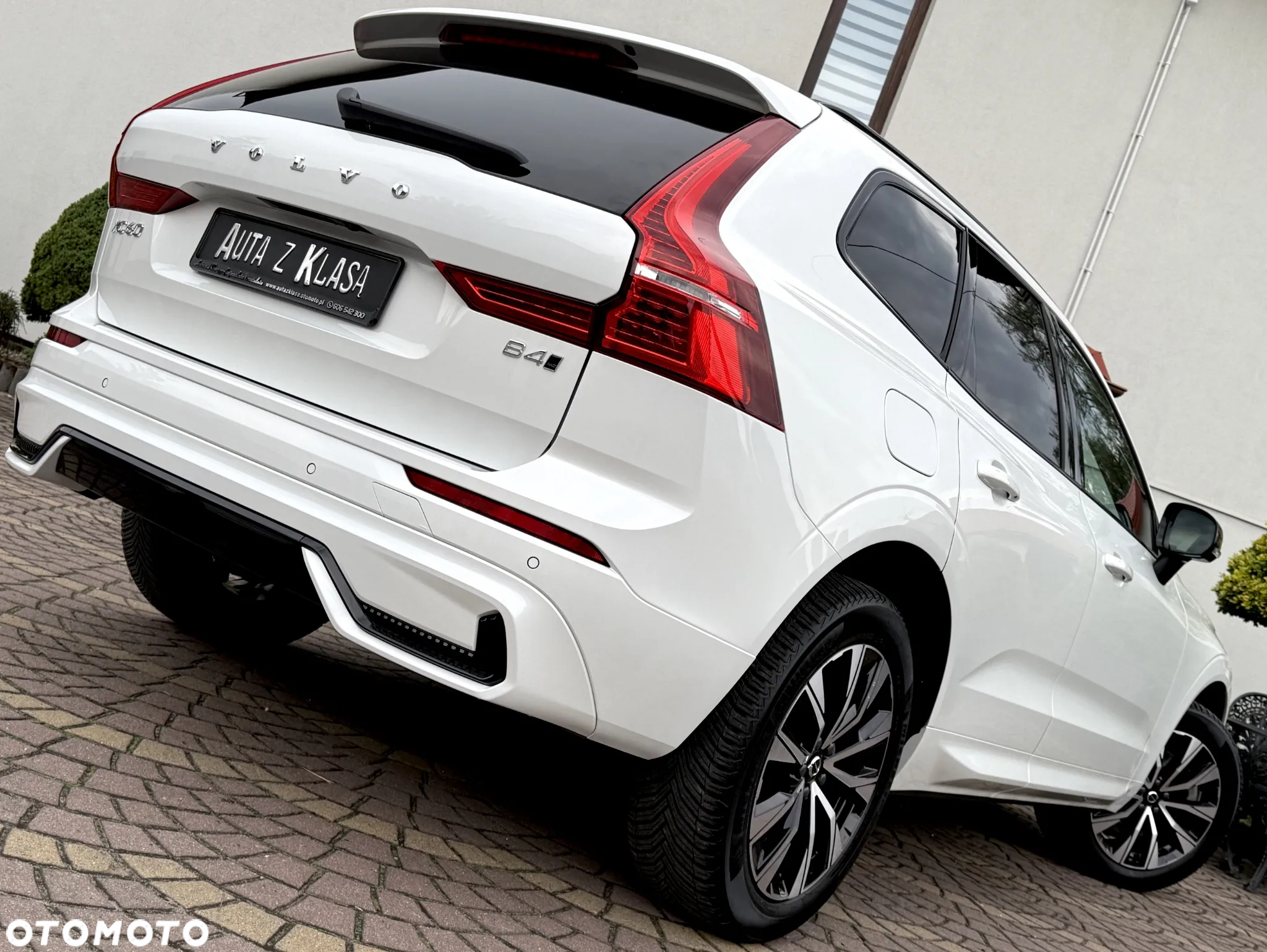 Volvo XC 60 B4 D AWD Geartronic RDesign - 5