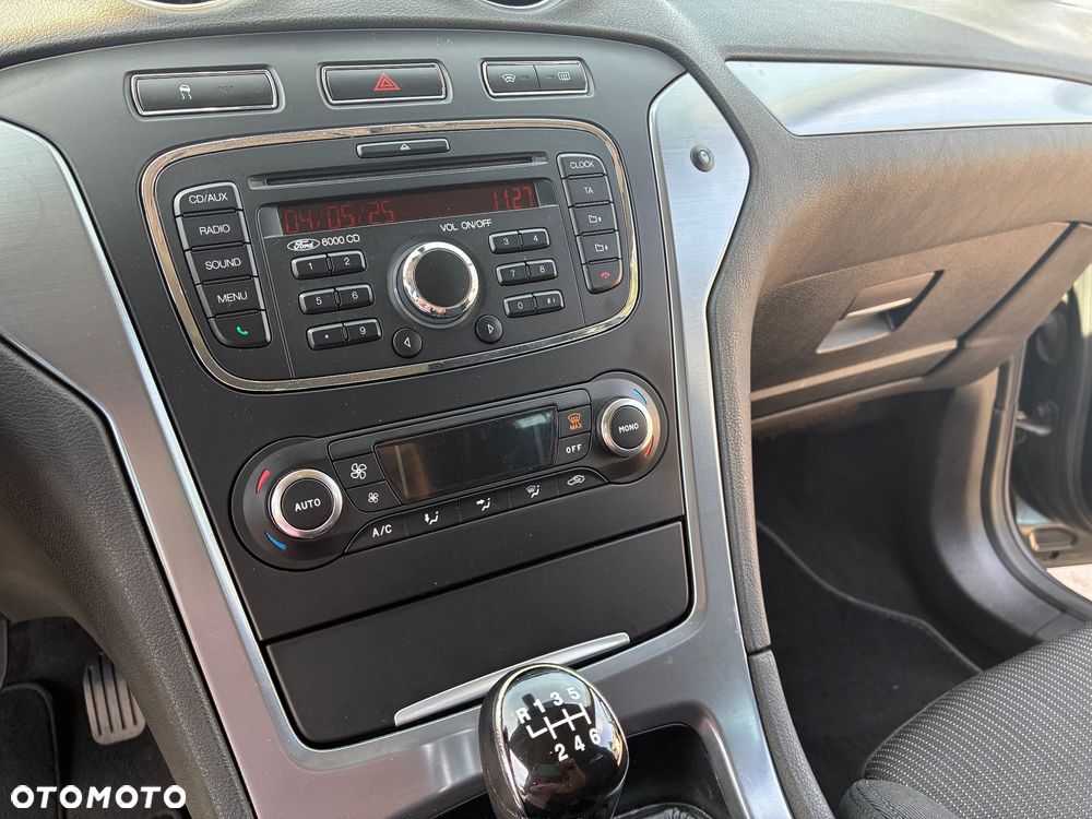 Ford Mondeo - 18