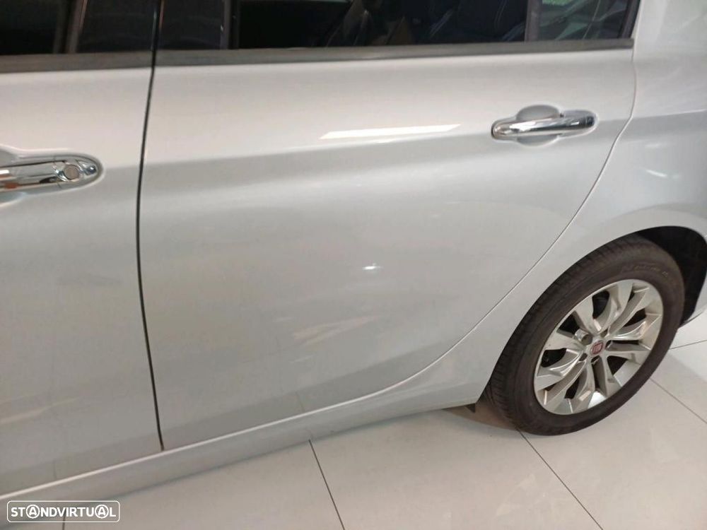 Fiat Tipo Station Wagon 1.3 M-Jet Lounge - 30