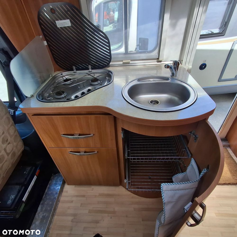 Ford Kamper Hymer Eriba Car - 18