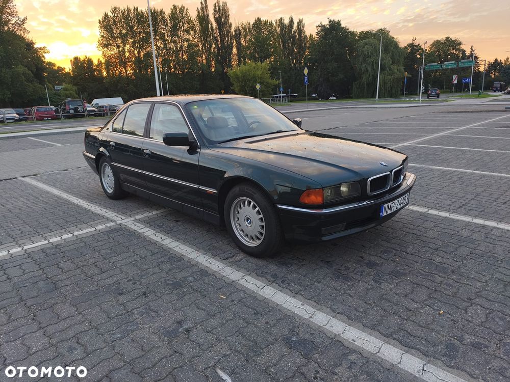 BMW Seria 7 730iL - 10