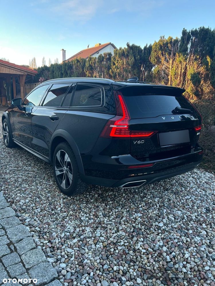 Volvo V60 Cross Country B4 D AWD - 4