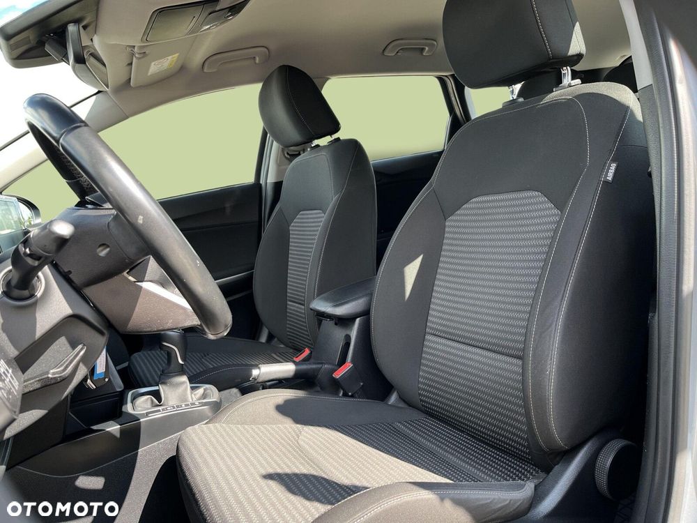 Kia Ceed - 13