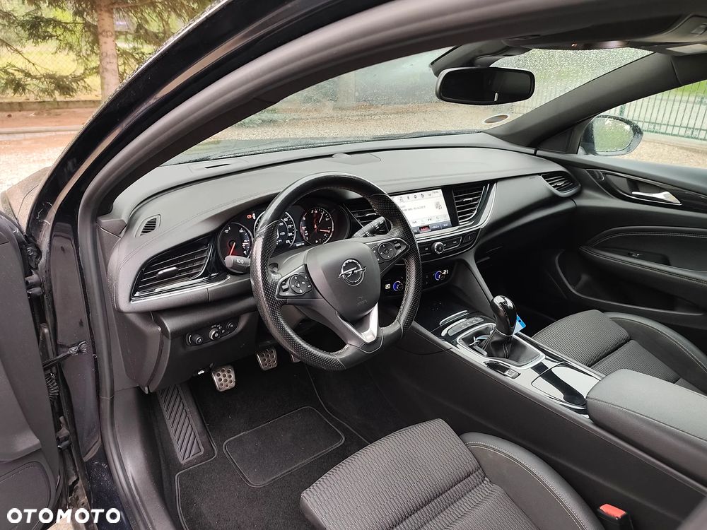 Opel Insignia - 9
