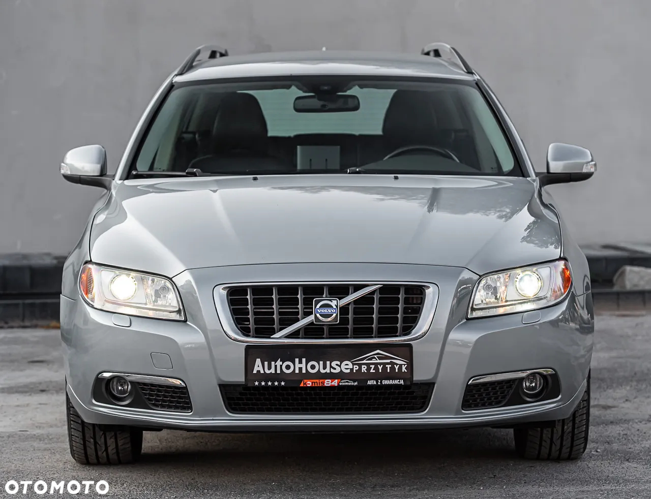Volvo V70 3.2 AWD Ocean Race - 3