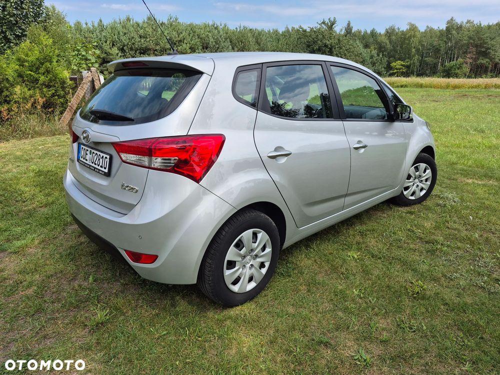 Hyundai ix20 1.4 Comfort - 4