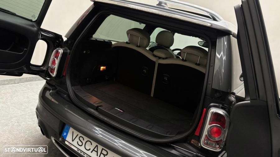 MINI Clubman John Cooper Works - 44