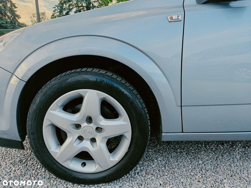 Opel Astra - 36