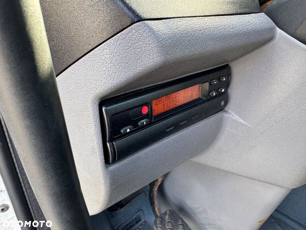 Renault Kerax 270 DCi Wywrotka 3 str 2002 r. SPECJALNY - 30