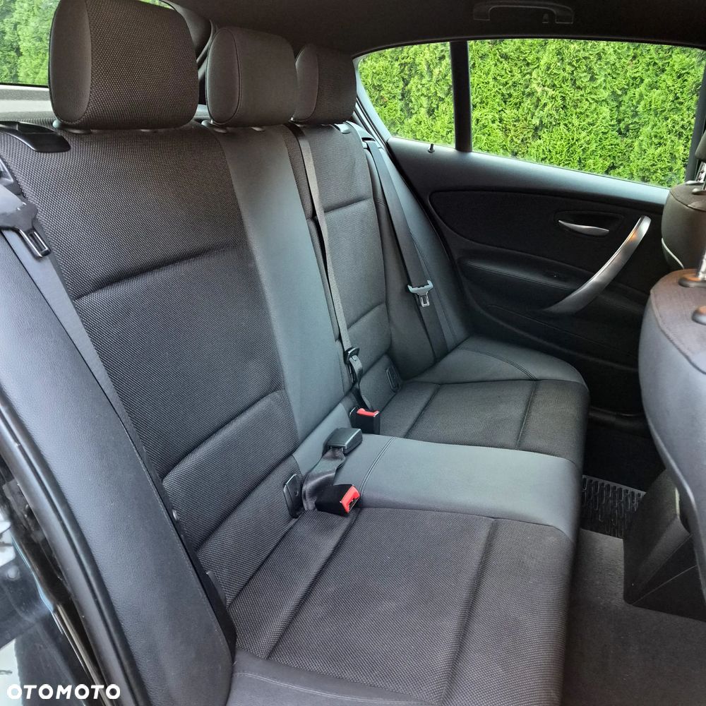 BMW Seria 1 - 16