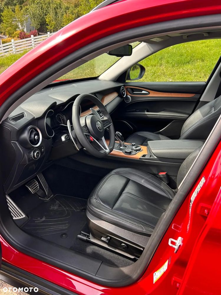 Alfa Romeo Stelvio 2.0 Turbo 16V AT8-Q4 Super - 14