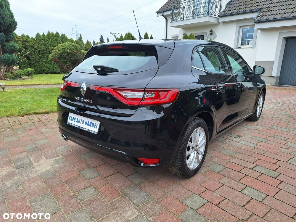 Renault Megane ENERGY TCe 100 PLAY - 5