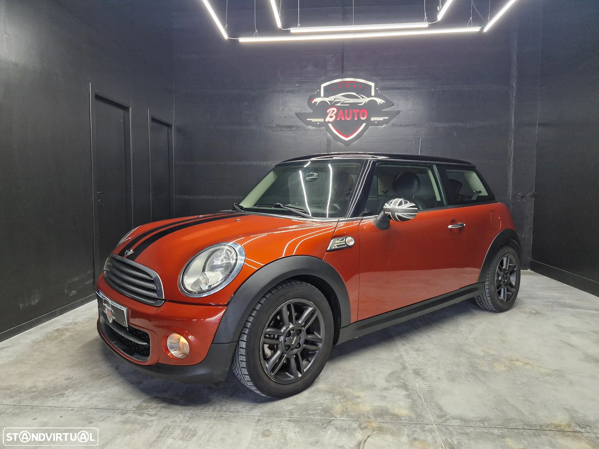 MINI 3 Portas Cooper D - 1