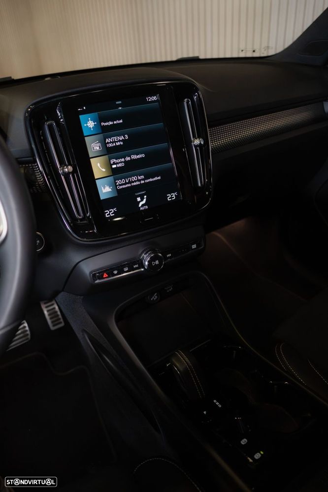 Volvo XC 40 1.5 T4 PHEV R-Design - 24