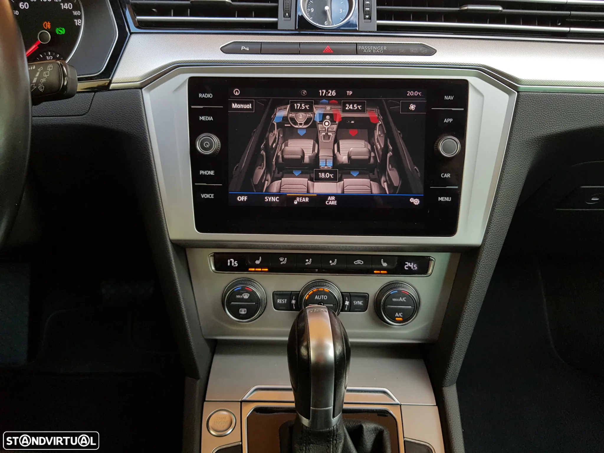 VW Passat Variant 1.6 TDI Highline DSG - 47