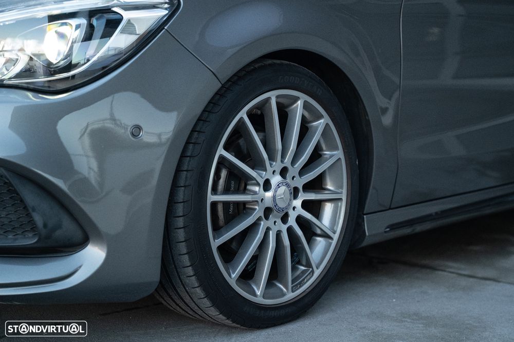Mercedes-Benz CLA 180 d AMG Line - 15