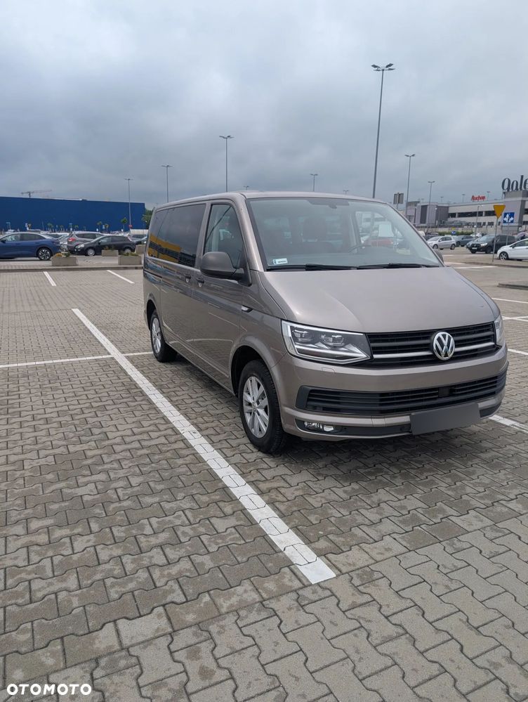 Volkswagen Multivan - 15