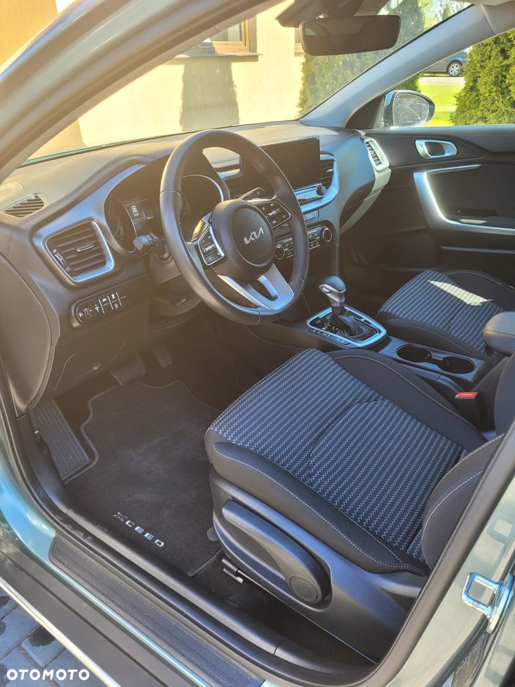 Kia XCeed 1.5 T-GDI Business Line DCT - 10