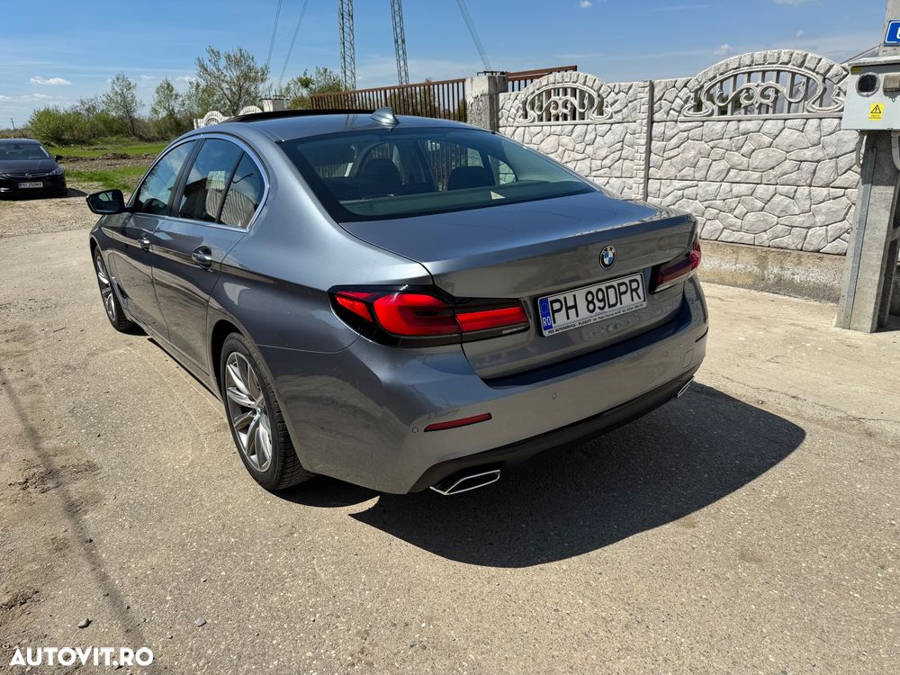BMW Seria 5 520d Aut. - 24