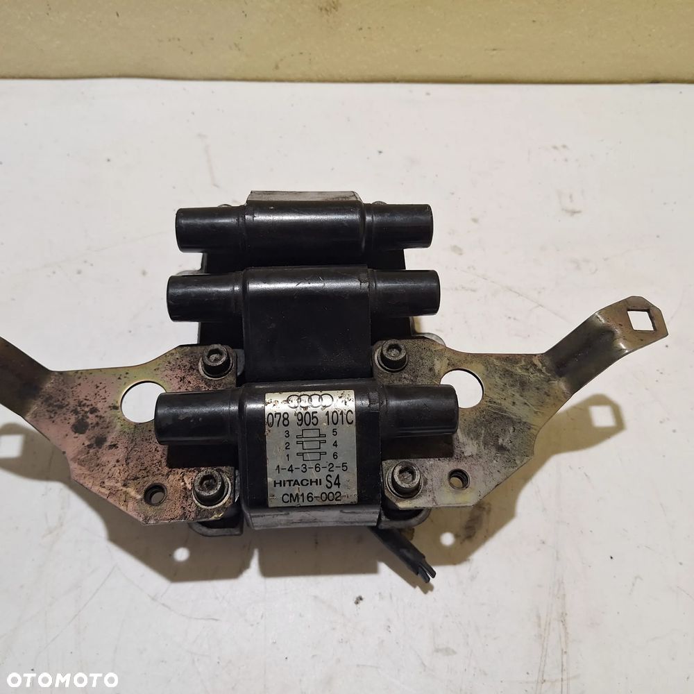 CEWKA ZAPLONOWA AUDI A4 078905101C 078905115 - 1