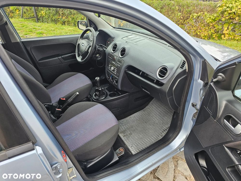 Ford Fusion 1.25 Ambiente - 12