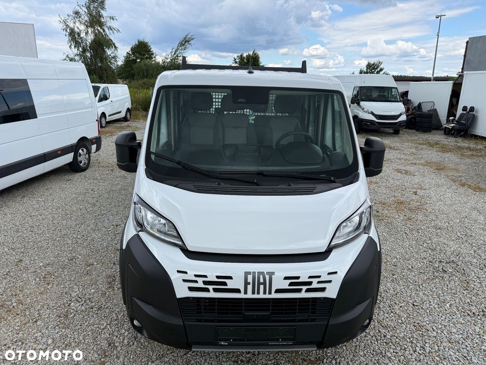 Fiat 2025/Ducato 7 osobowy/doka/skrzynia MAXI/klima/tempomat/hak 3 tony/traction+/full asystenci - 3