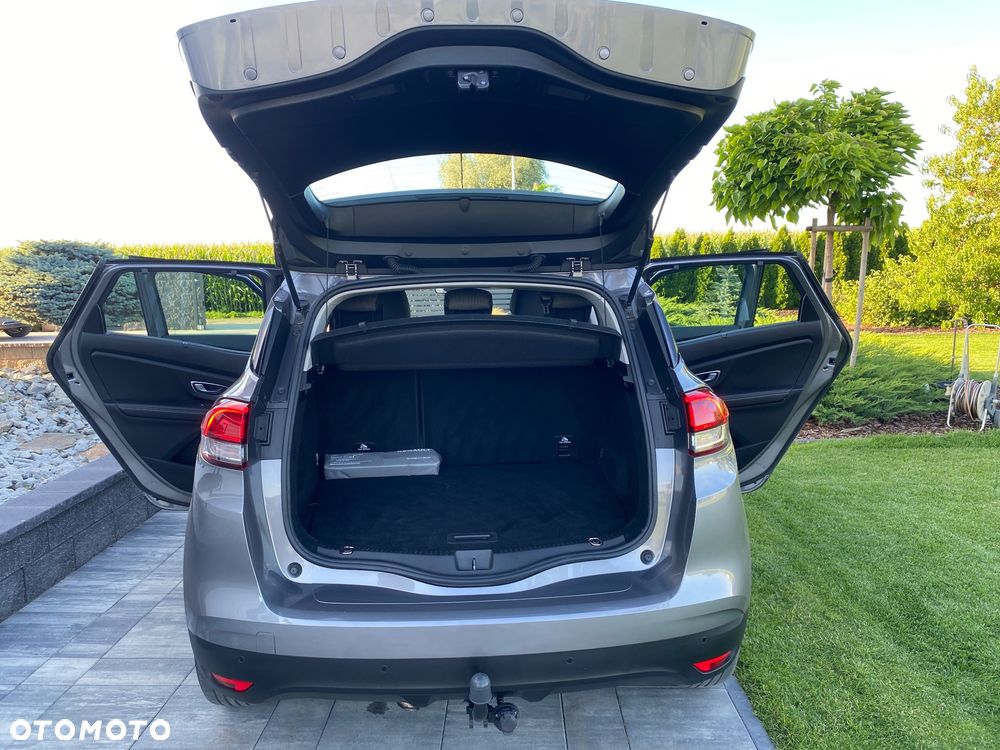 Renault Scenic - 8