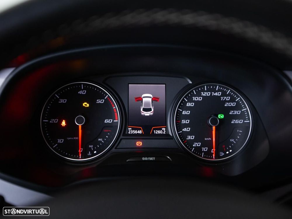 SEAT Leon 1.6 TDI Style DSG S/S - 22