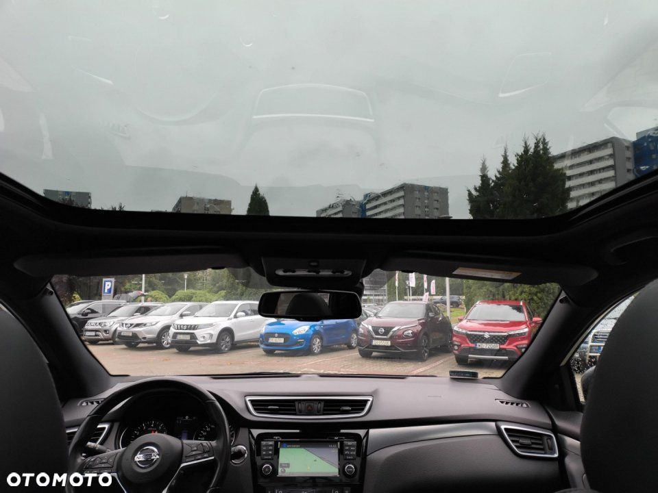 Nissan Qashqai - 25