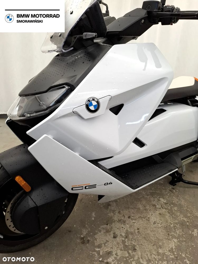 BMW CE 04 - 17