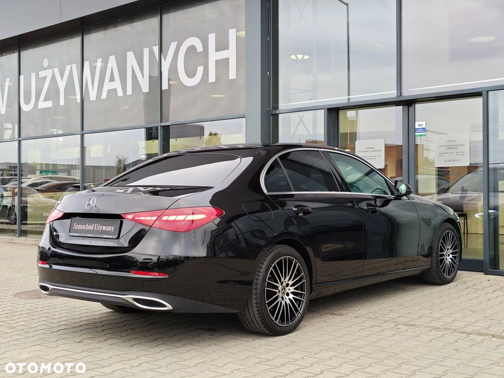 Mercedes-Benz C180 2025 photo 5