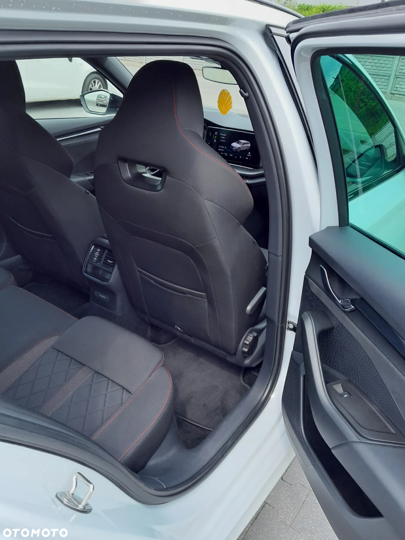Skoda Octavia 2.0 TDI DSG 4x4 RS Plus - 34