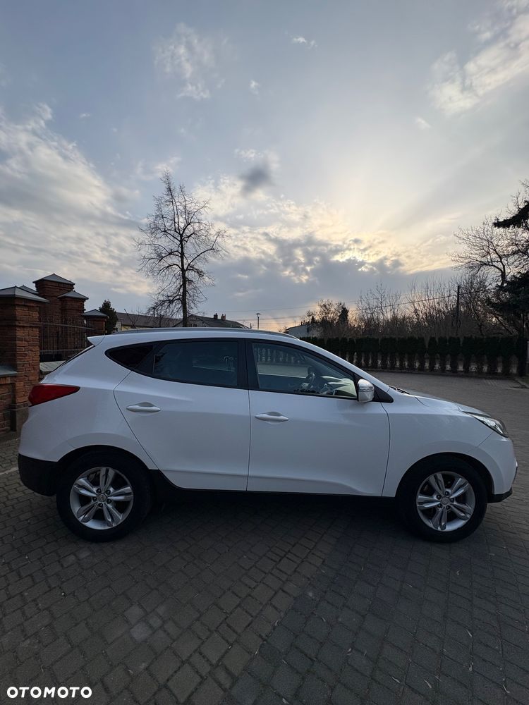 Hyundai ix35 2.0 4WD Automatik Premium - 4