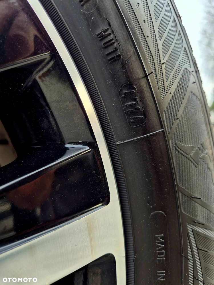 Volkswagen Multivan 2.0 TDI L1 Comfortline DSG - 32