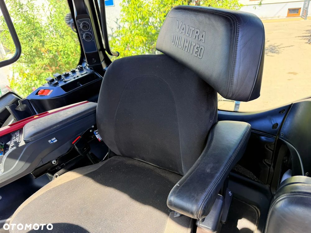 Valtra T 235 Direct Unlimited - 24