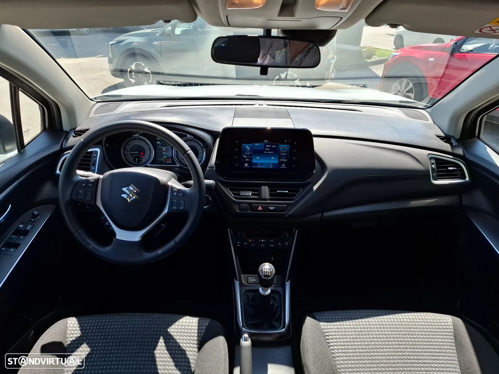 Suzuki S-Cross - 31