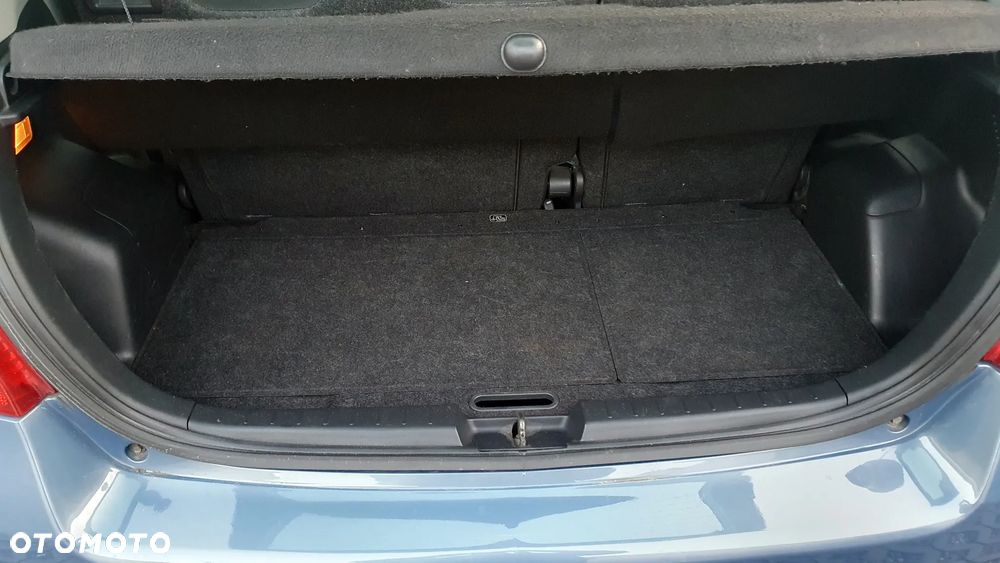 Toyota Yaris 1.3 Luna A/C - 14