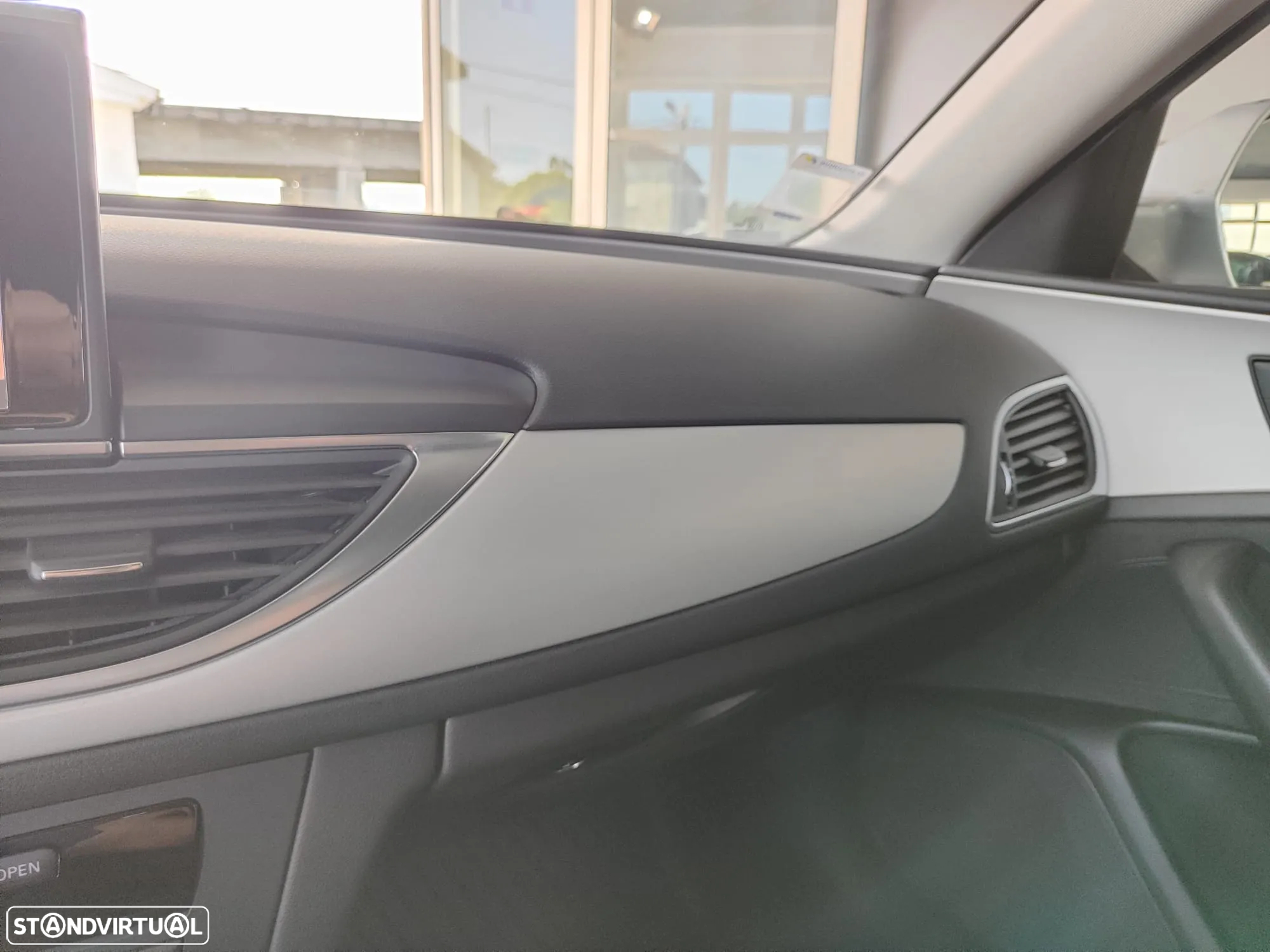 Audi A6 Avant 2.0 TDi S-line S tronic - 43