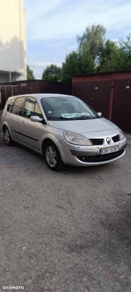 Renault Grand Scenic Gr 1.6 16V Confort Authentique - 2