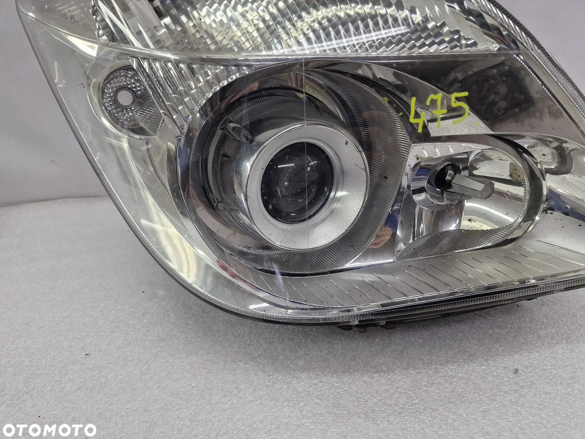 MERCEDES SPRINTER W906 05-13 PRAWA LAMPA PRZEDNIA PRZÓD XENON , NR A9068201061 , NR AUKCJI LA475 - 4