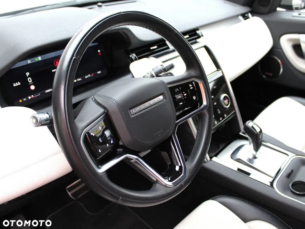 Land Rover Discovery Sport - 22