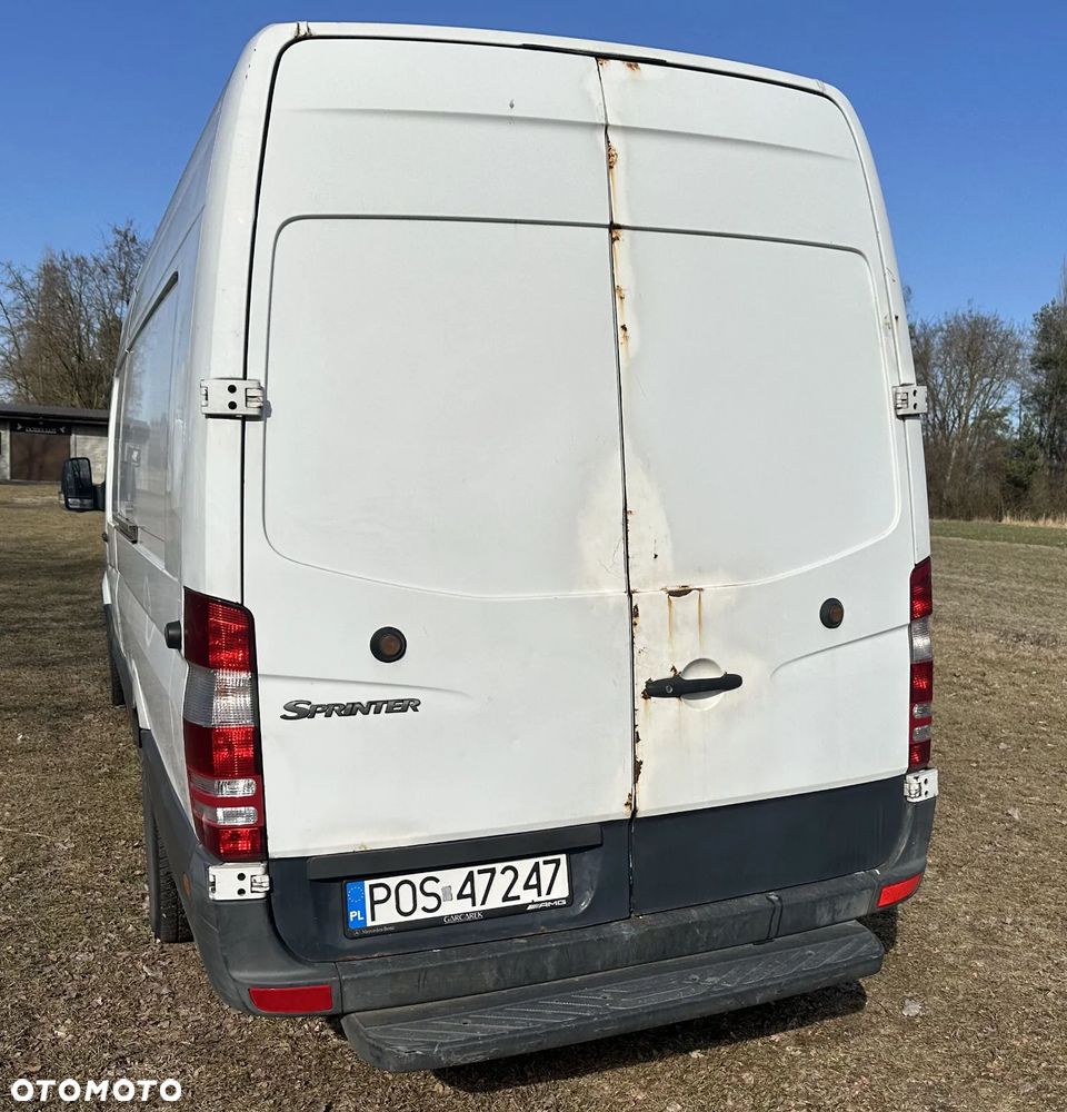 Mercedes-Benz Sprinter - 6