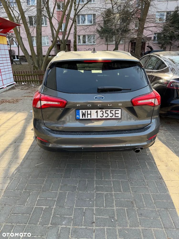 Ford Focus 2.0 EcoBlue Titanium - 5